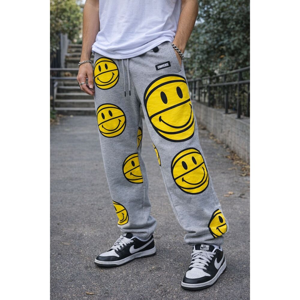 Converse x Chinatown Market Smile Graphic Jogger Sweatpants Gray Small